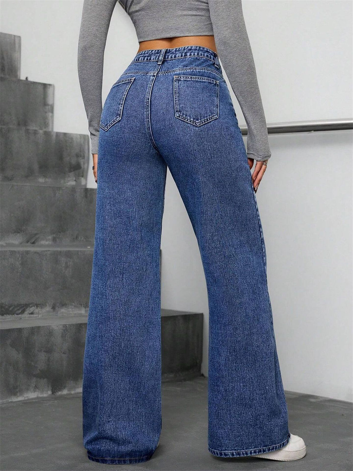 European and American Cross-Border Women's Jeans 25 Autumn New Floral Rhinestone Loose Straight-Leg Pants Jeans Trendy Brand